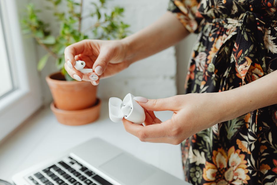  Wie man den Akkustand der Airpods überprüft